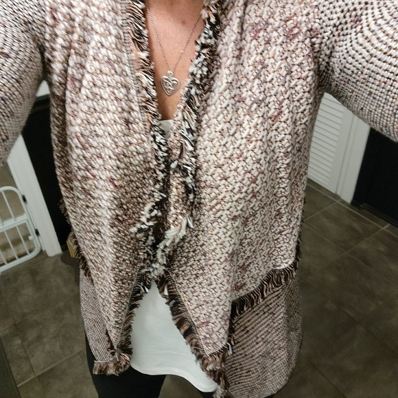 Jacket - Picture 2 of 9